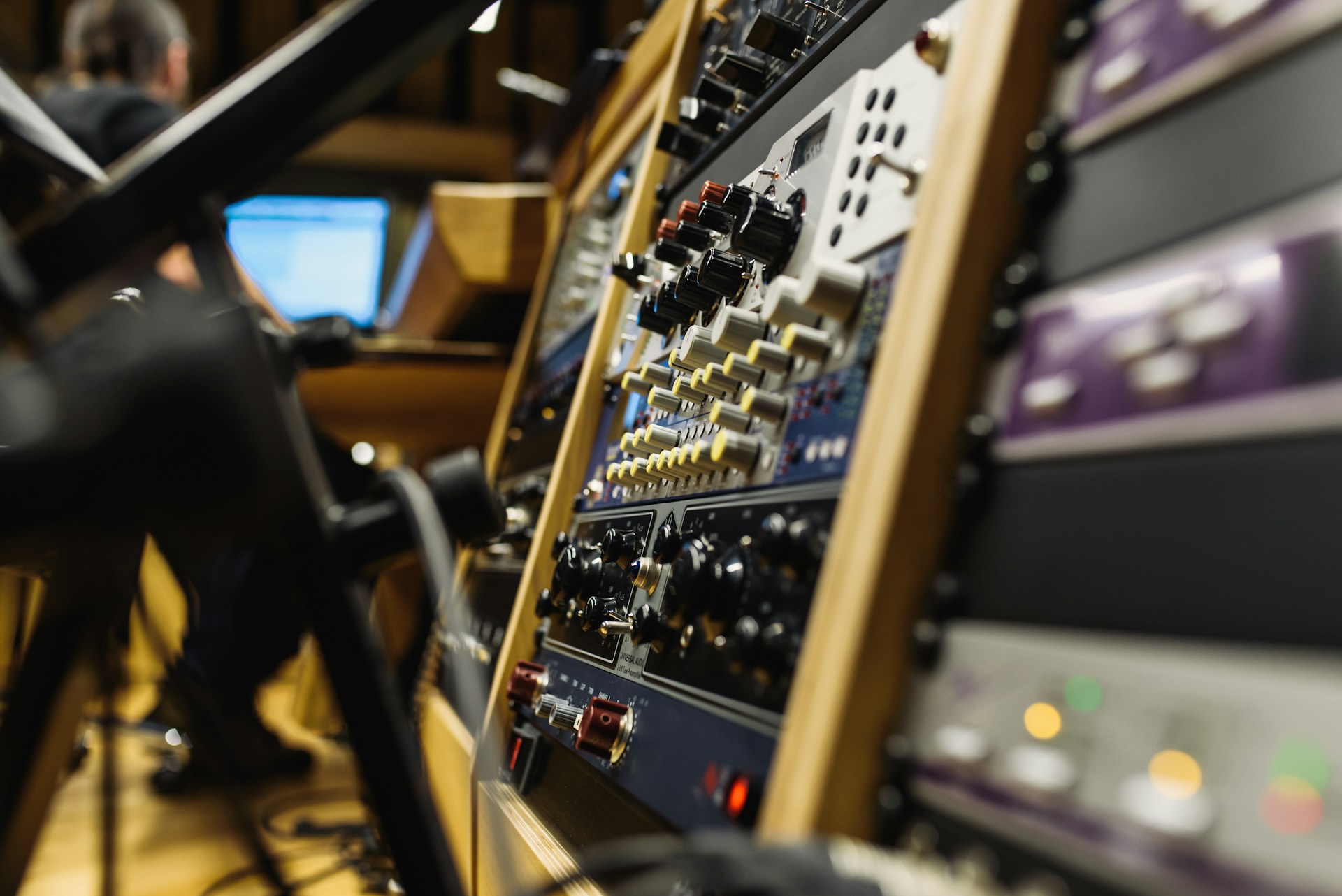 The 8 Best Compressor Plugins for Vocals in 2026